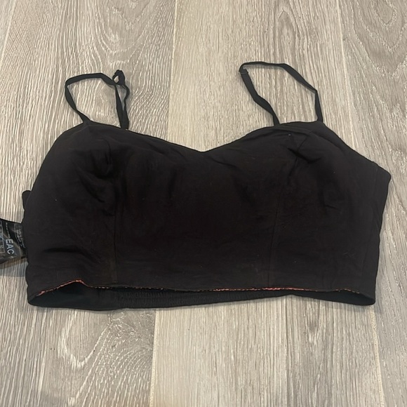 GUESS Womens Black Liberty Embroidered Crop Top Jet Size  XS - Picture 12 of 12